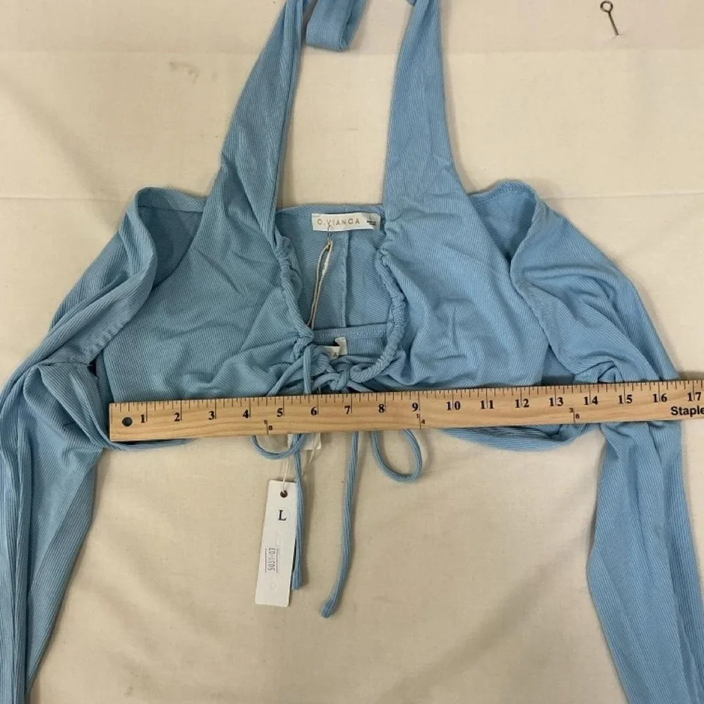Light‎ blue ribbed crop top